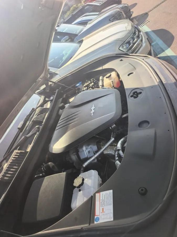 2025 Fang Cheng Bao Bao 8 2.0T 245HP L4 E-CVT PHEV 36.8KWH image 6