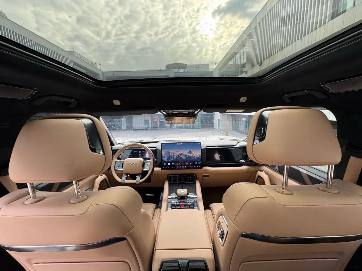 2025 Fang Cheng Bao Bao 8 2.0T 245HP L4 E-CVT PHEV 36.8KWH image 6