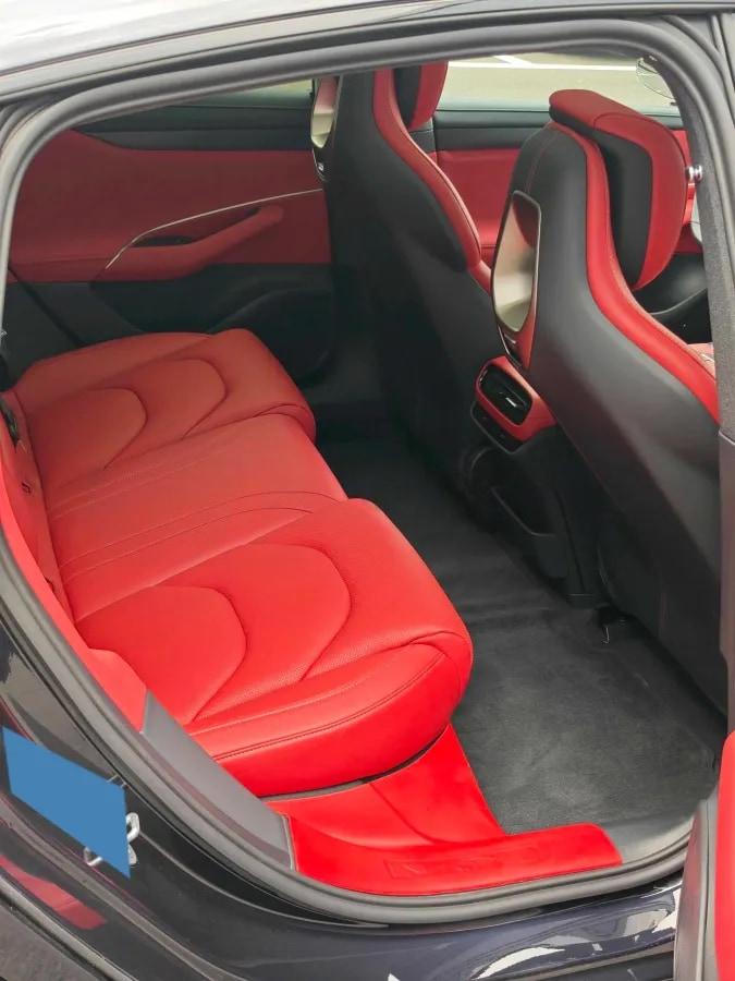2024 Xiaomi SU7 BEV 73.6KWH image 6