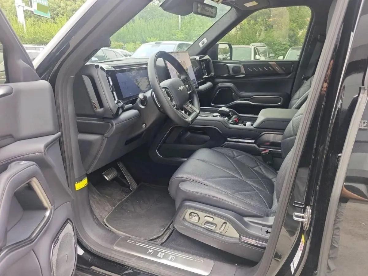 2025 FangChengBao Bao 8 2.0T 245HP L4 E-CVT PHEV 36.8KWH image 6