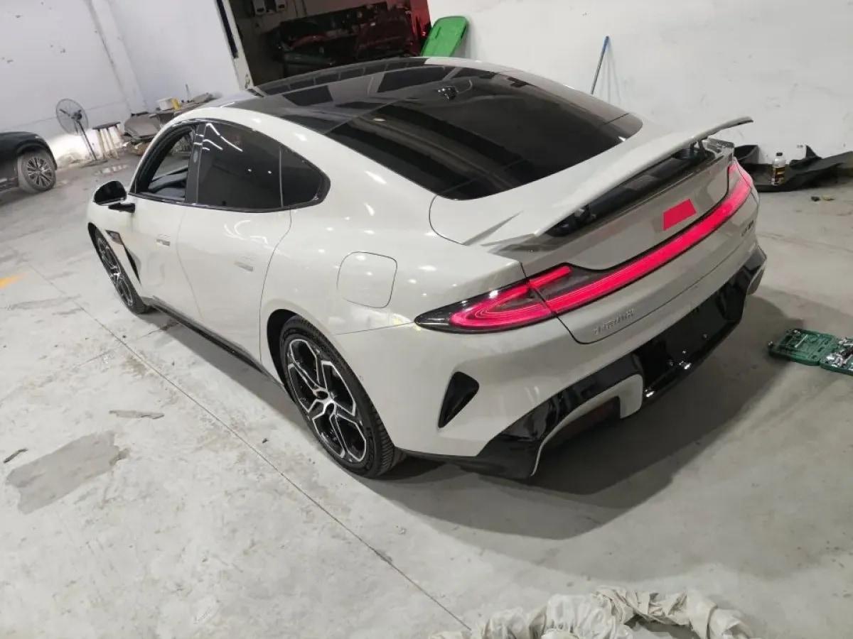 2024 Xiaomi SU7 BEV 101KWH image 6