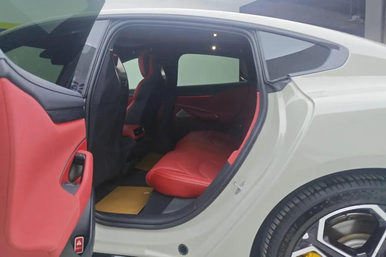 2024 Xiaomi SU7 BEV 101KWH image 6