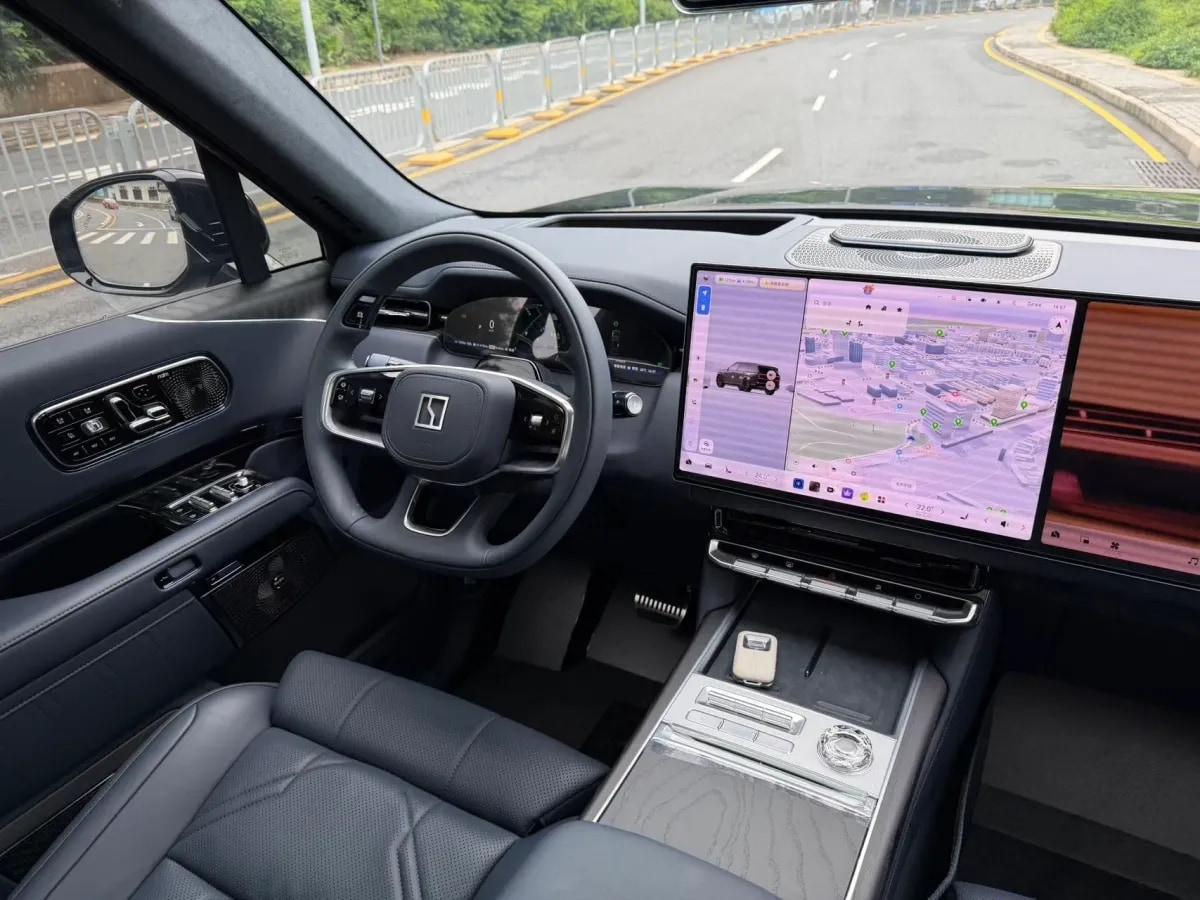 2025 Zeekr 9X 2.0T 279HP L4 1DHT PHEV image 6
