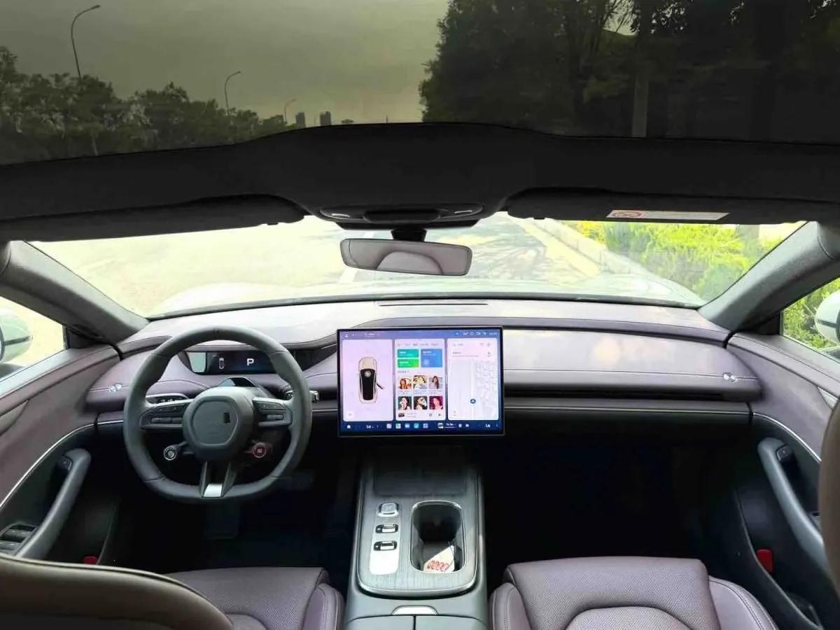 2024 Xiaomi SU7 BEV 73.6KWH image 6