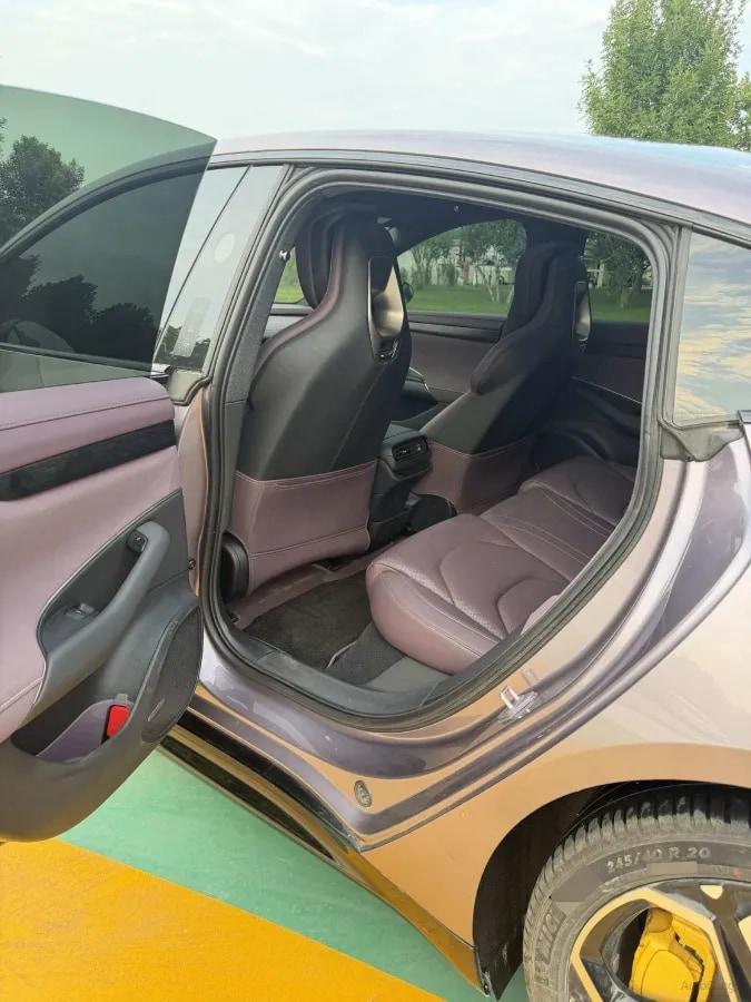 2024 Xiaomi SU7 BEV 73.6KWH image 6