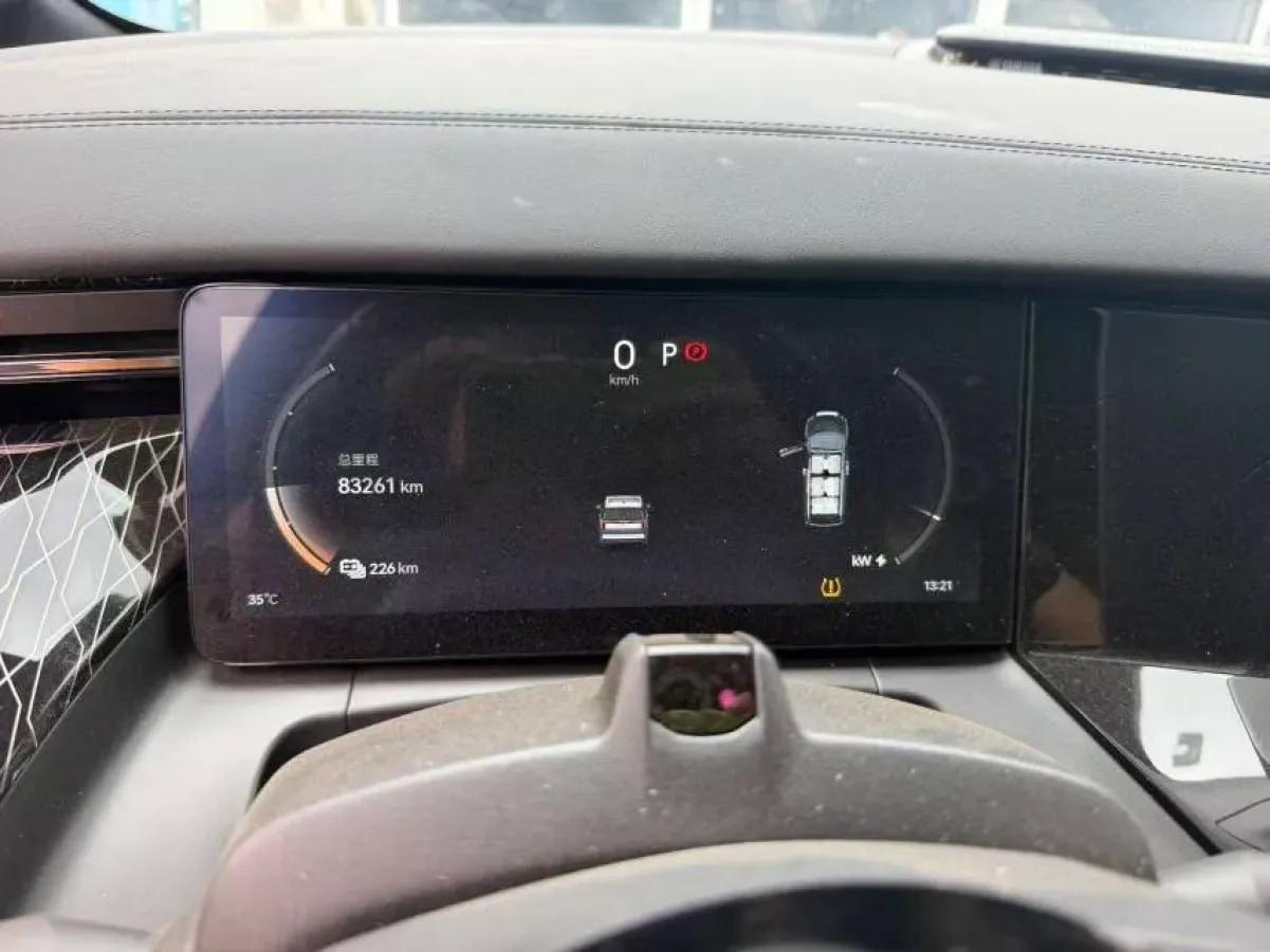 2022 Zeekr 009 BEV 116KWH image 6