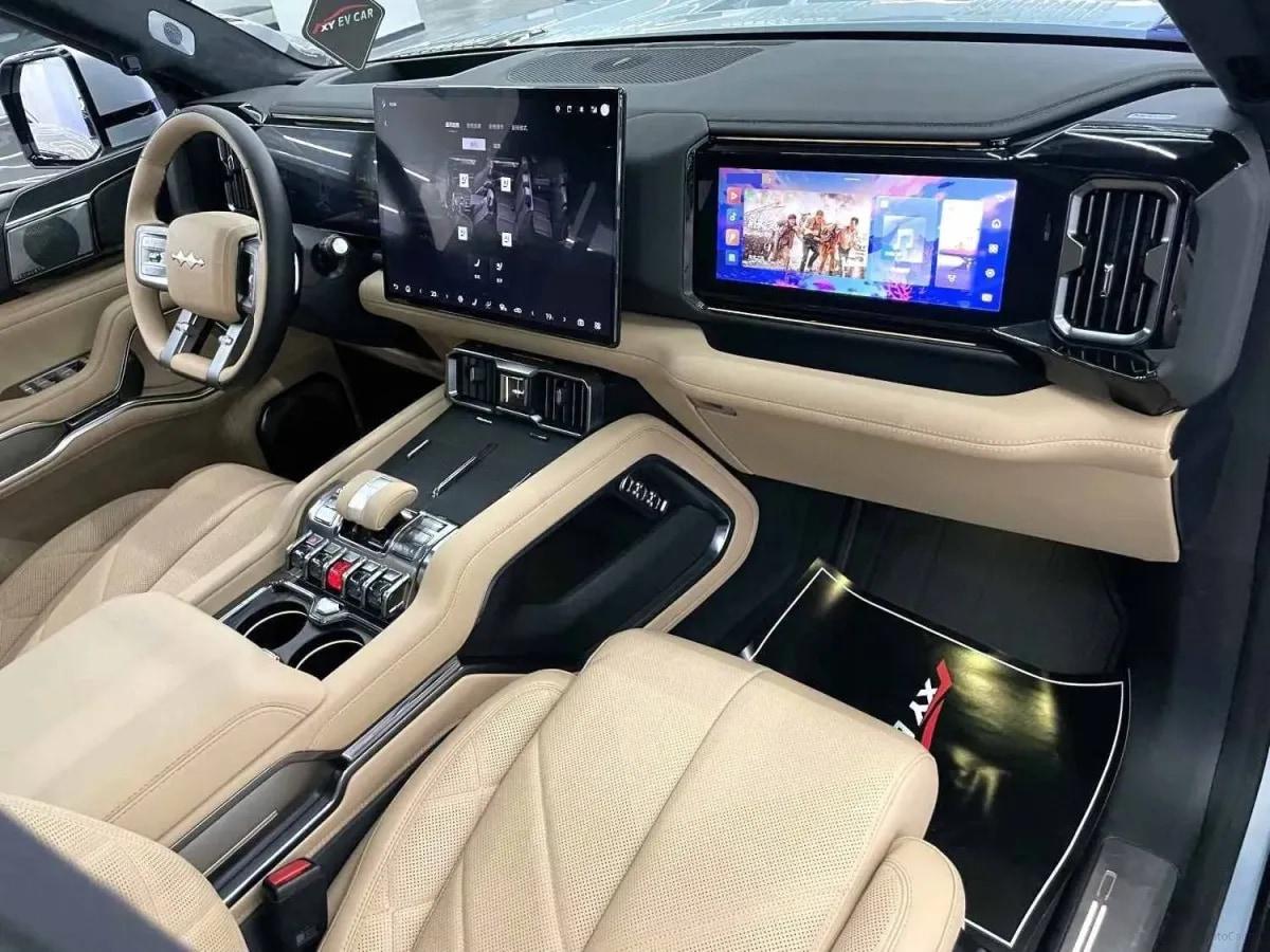 2025 Fang Cheng Bao Bao 8 2.0T 245HP L4 E-CVT PHEV 36.8KWH image 6