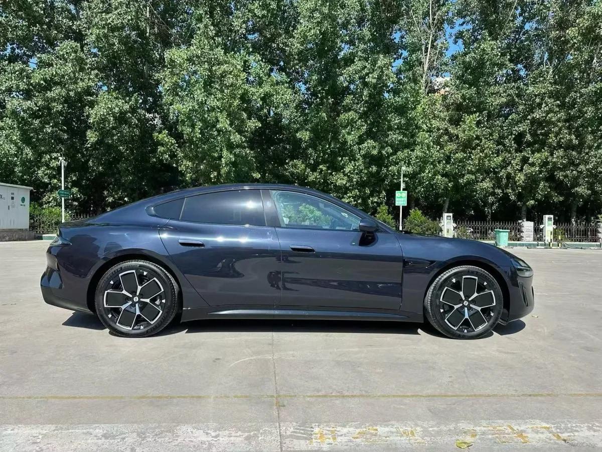 2024 Xiaomi SU7 BEV 73.6KWH image 6