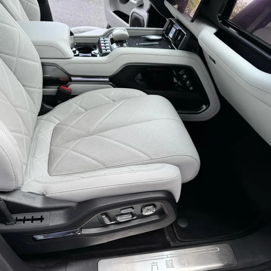 2025 Fang Cheng Bao Bao 8 2.0T 245HP L4 E-CVT PHEV 36.8KWH image 6