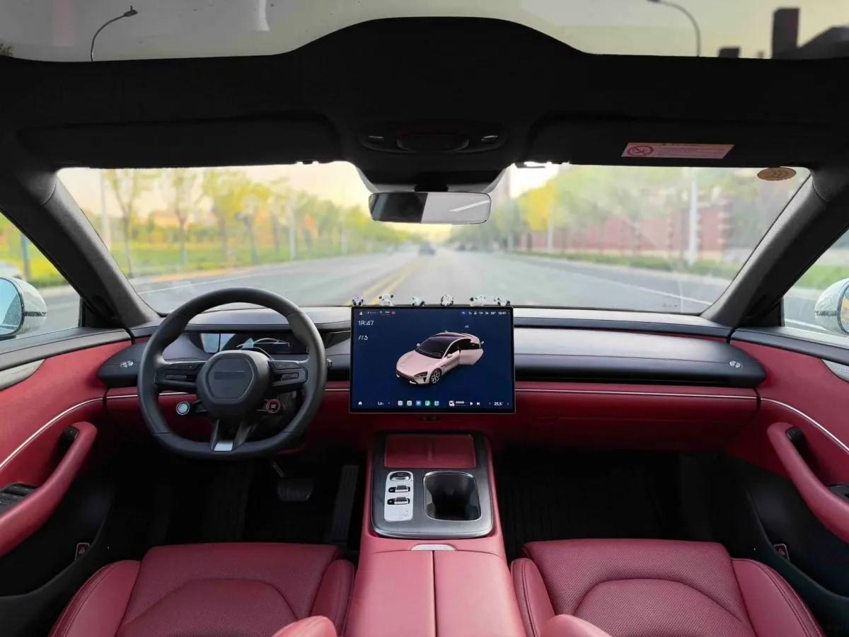 2024 Xiaomi SU7 BEV 73.6KWH image 6