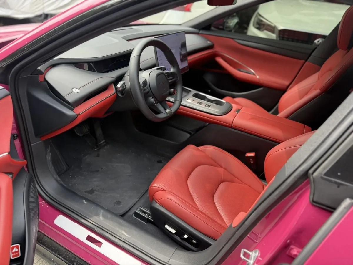 2024 Xiaomi SU7 BEV 73.6KWH 700km image 6