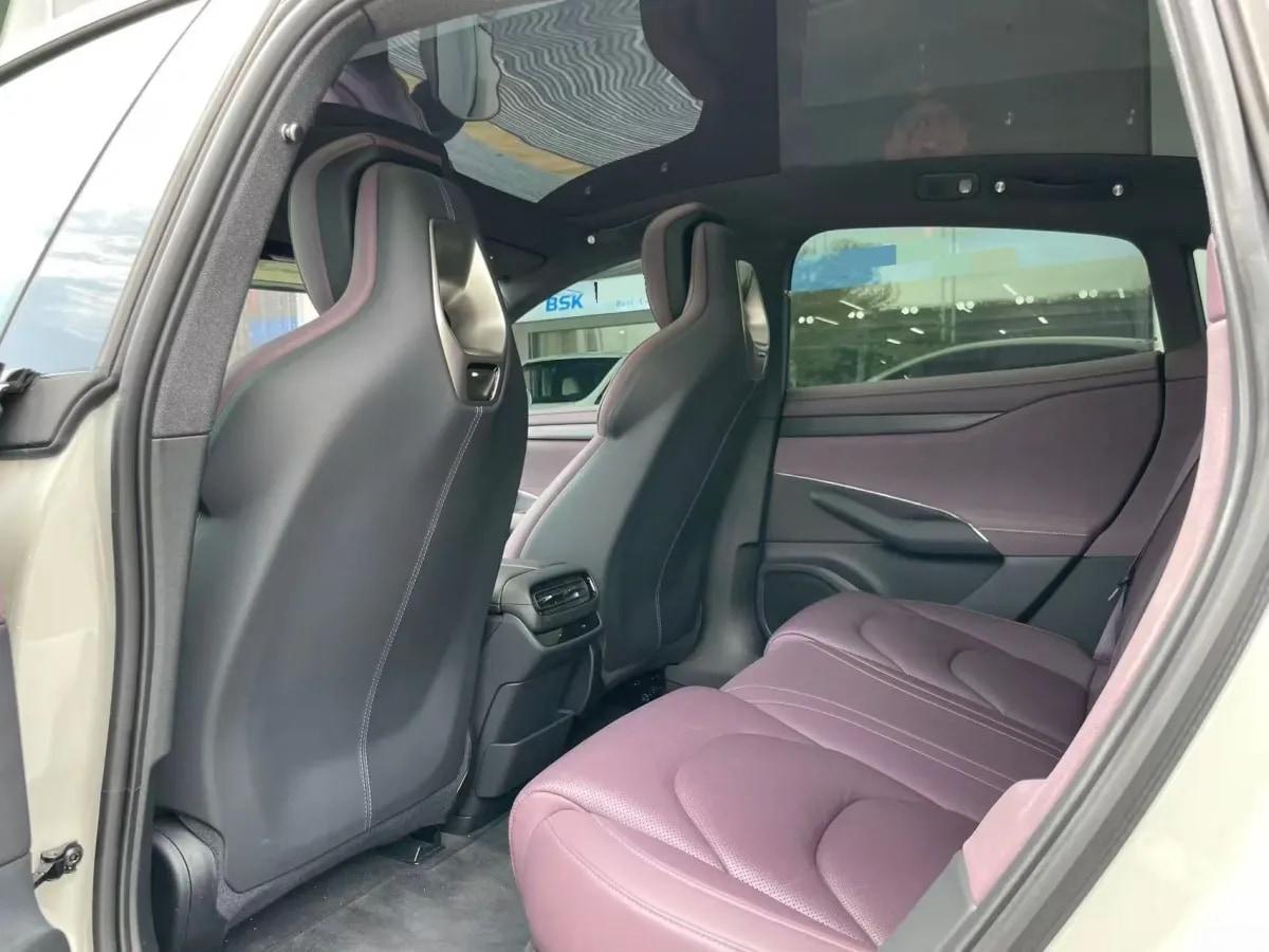 2024 Xiaomi SU7 BEV 73.6KWH 700km image 6