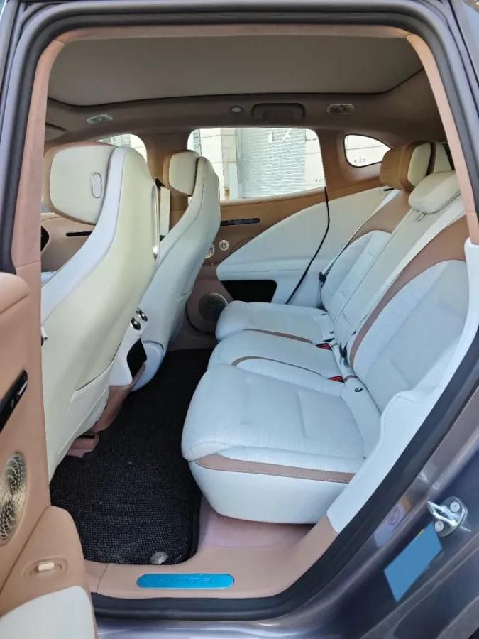2024 Avatr 07 1.5T 156HP L4 REEV 39.05KWH 230km image 6