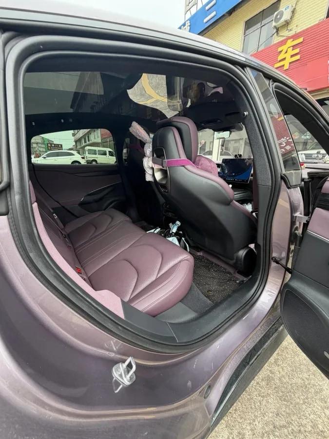 2024 Xiaomi SU7 BEV 73.6KWH image 6