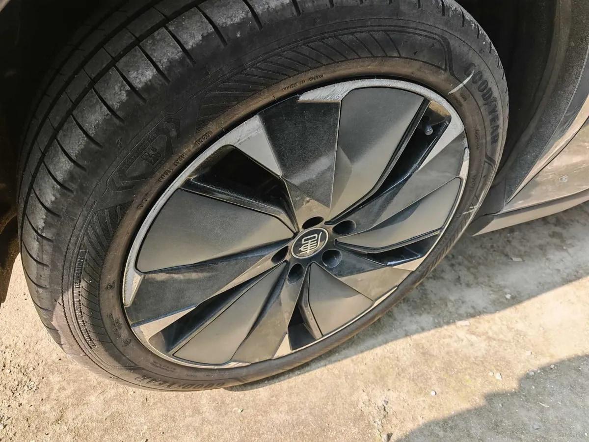 2025 BYD Tang L 1.5T 156HP L4 E-CVT PHEV 35.6KWH 175km image 6