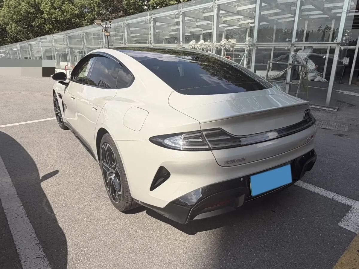 2024 Xiaomi SU7 BEV 101KWH 800km image 6