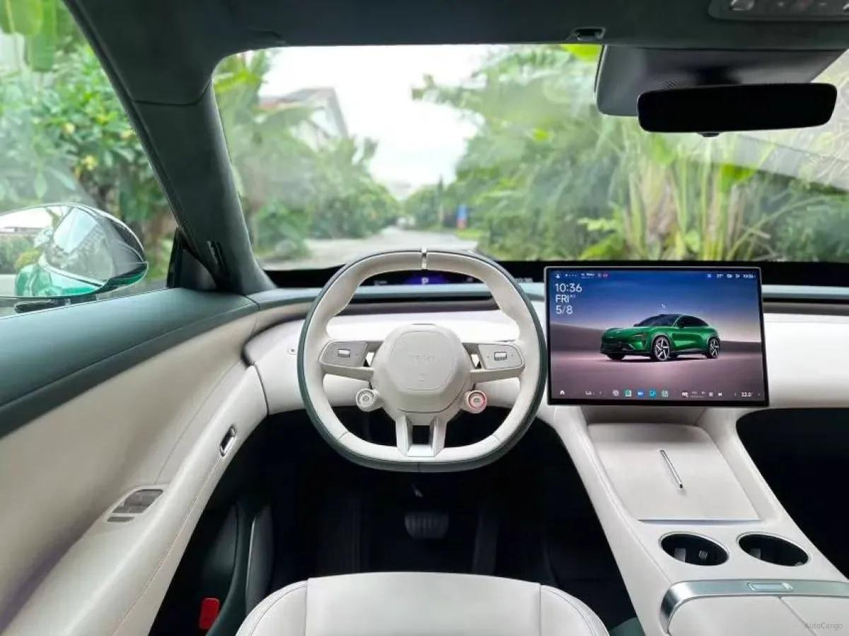 2025 Xiaomi YU7 BEV 101.7KWH 760km image 6