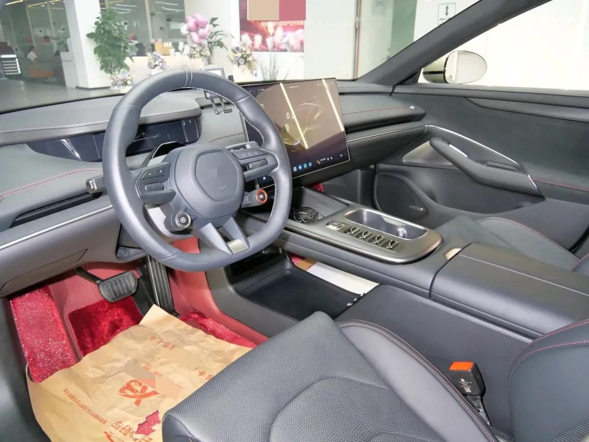 2024 Xiaomi SU7 BEV 73.6KWH image 6