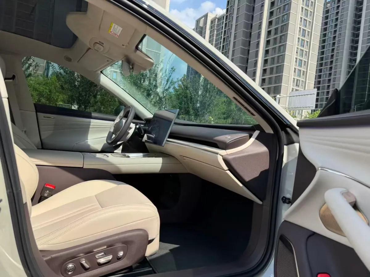 2026 Xiaomi SU7 BEV image 6