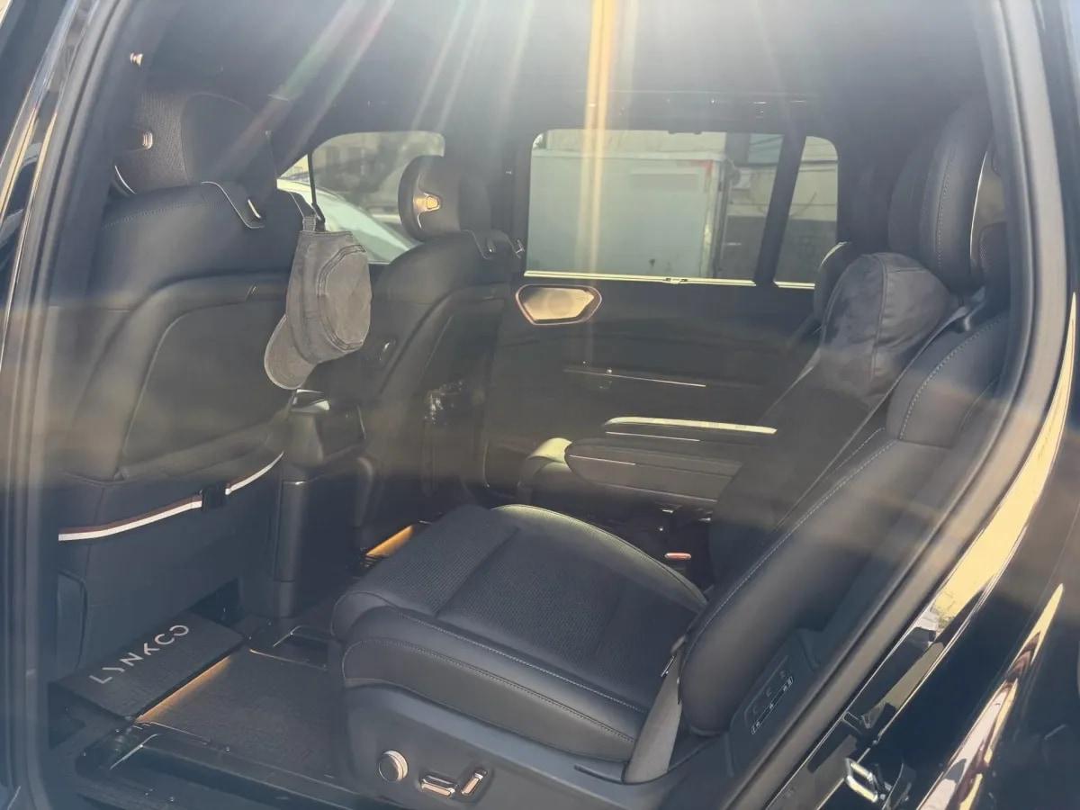 2025 LYNK&CO 900 2.0T 254HP L4 3DHT PHEV 52.38KWH 280km image 6
