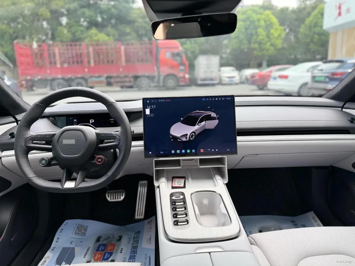 2024 Xiaomi SU7 BEV 101KWH image 6