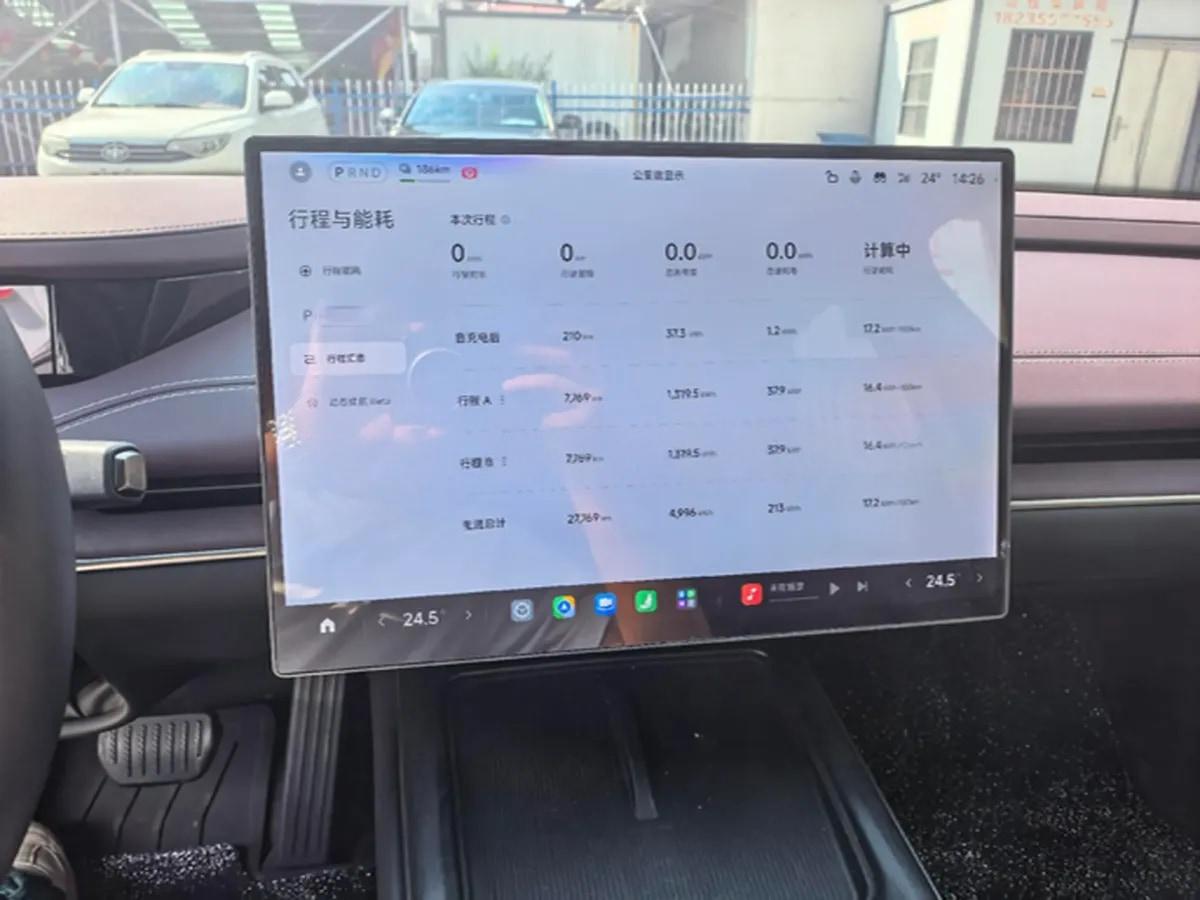 2024 Xiaomi SU7 BEV 73.6KWH 700km image 6