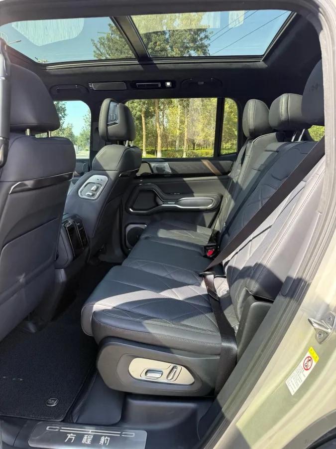 2025 FangChengBao Bao 8 2.0T 245HP L4 E-CVT PHEV 36.8KWH image 6
