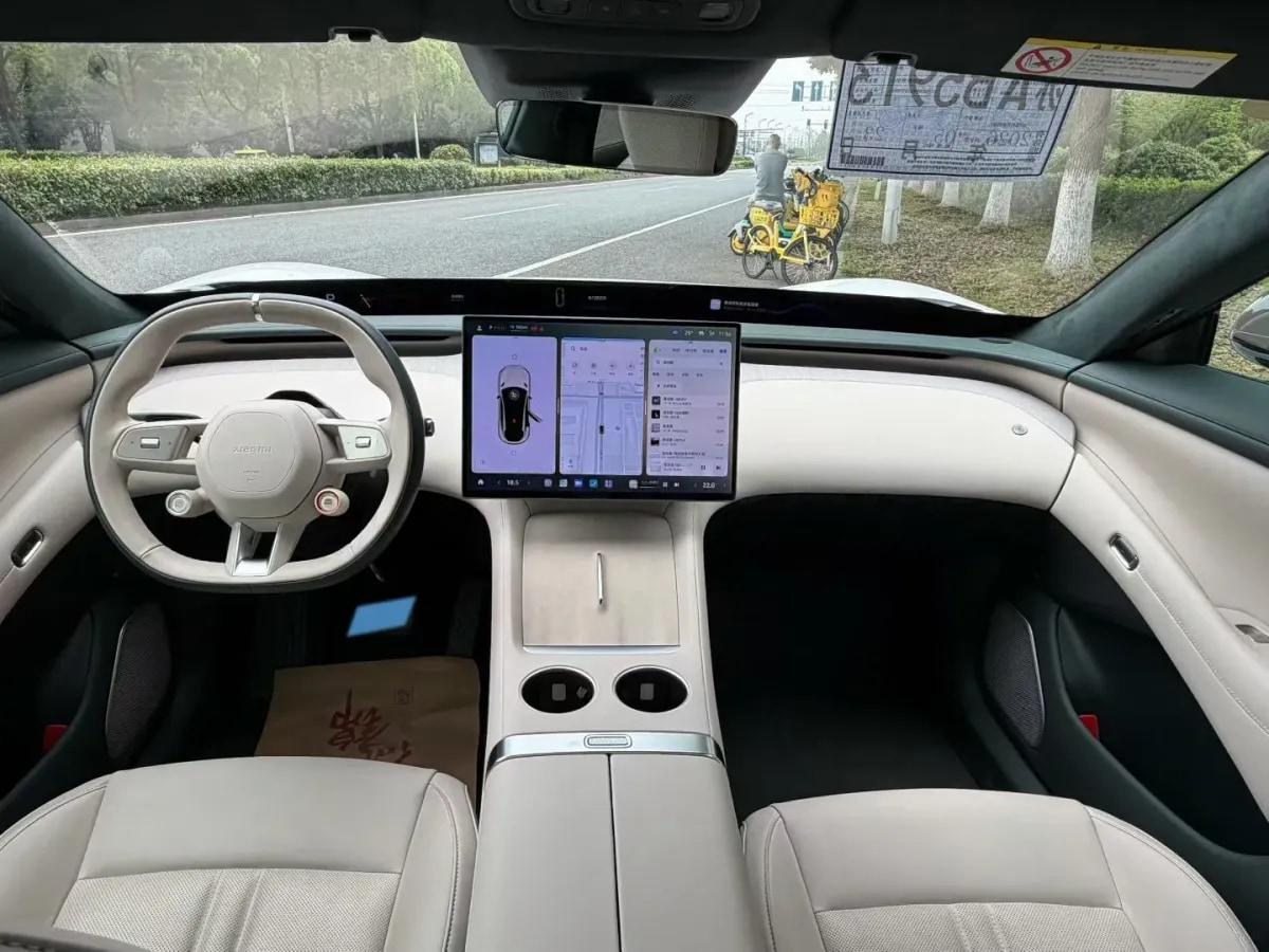 2025 Xiaomi YU7 BEV 101.7KWH image 6
