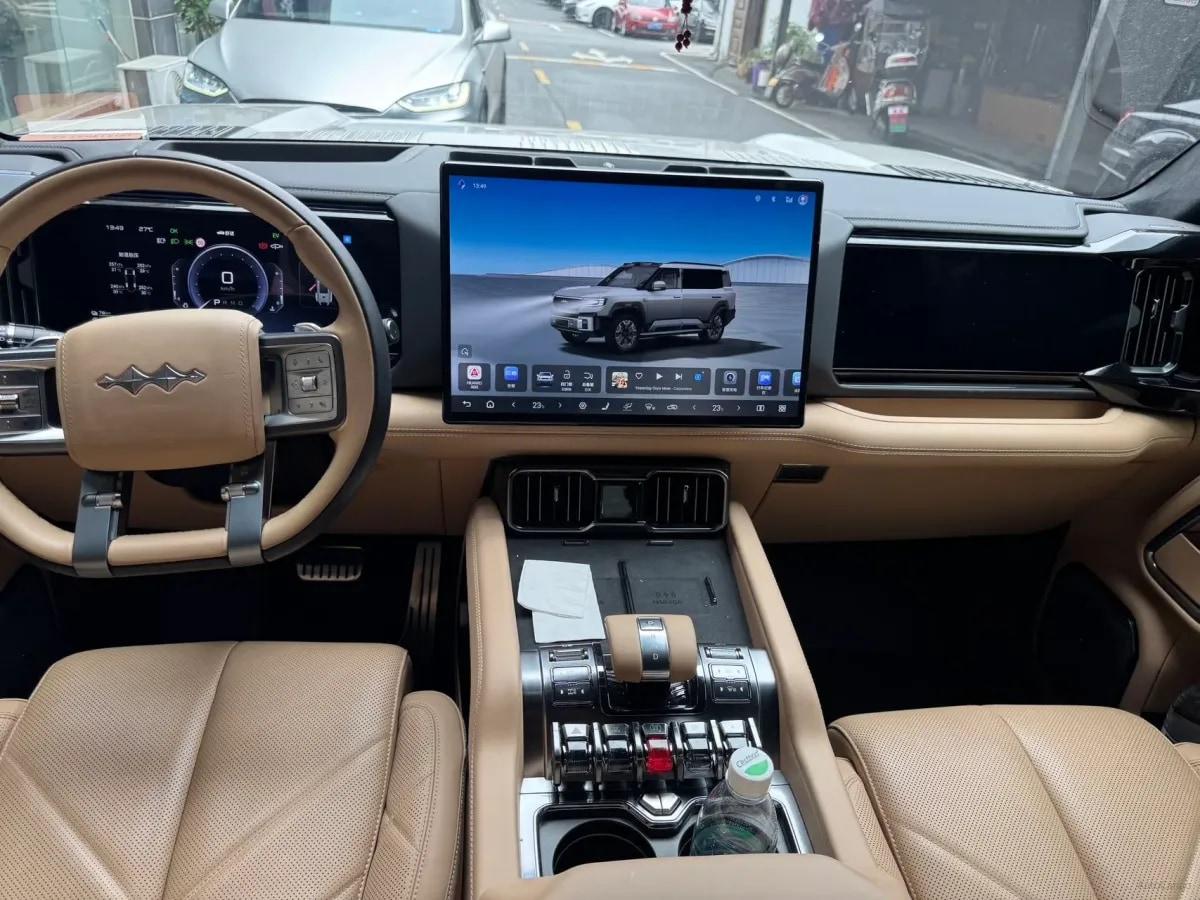 2025 FangChengBao Bao 8 2.0T 245HP L4 E-CVT PHEV 36.8KWH image 6
