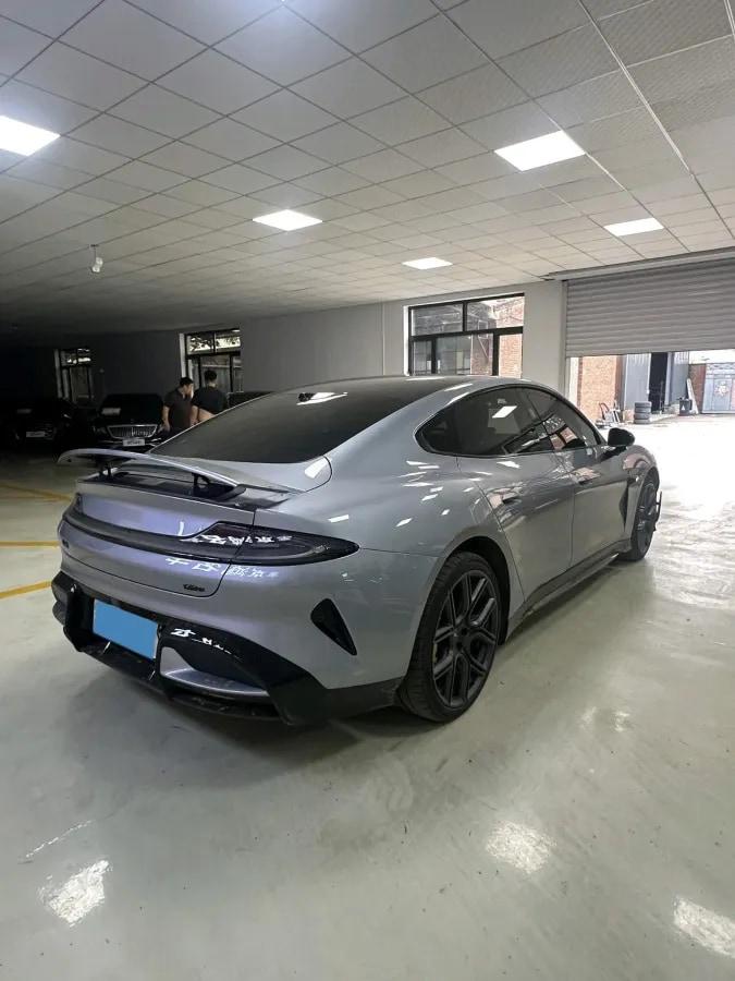 2025 Xiaomi SU7 Ultra BEV 93.7KWH image 6