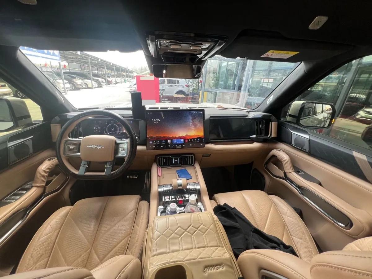 2025 Fang Cheng Bao Bao 8 2.0T 245HP L4 E-CVT PHEV 36.8KWH image 6