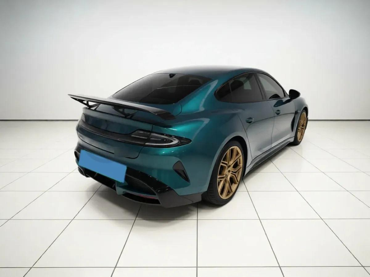 2025 Xiaomi SU7 Ultra BEV 93.7KWH image 6