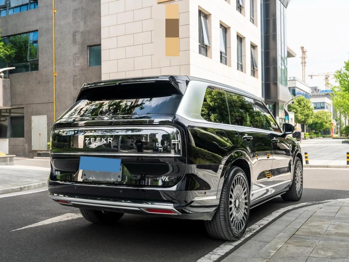 2025 Zeekr 9X 2.0T 279HP L4 1DHT PHEV image 6