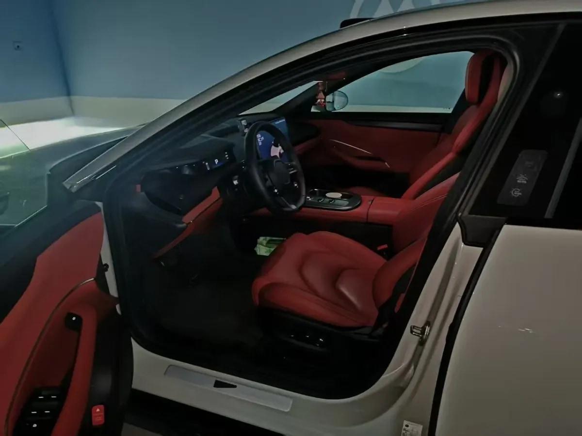 2024 Xiaomi SU7 BEV 94.3KWH image 6