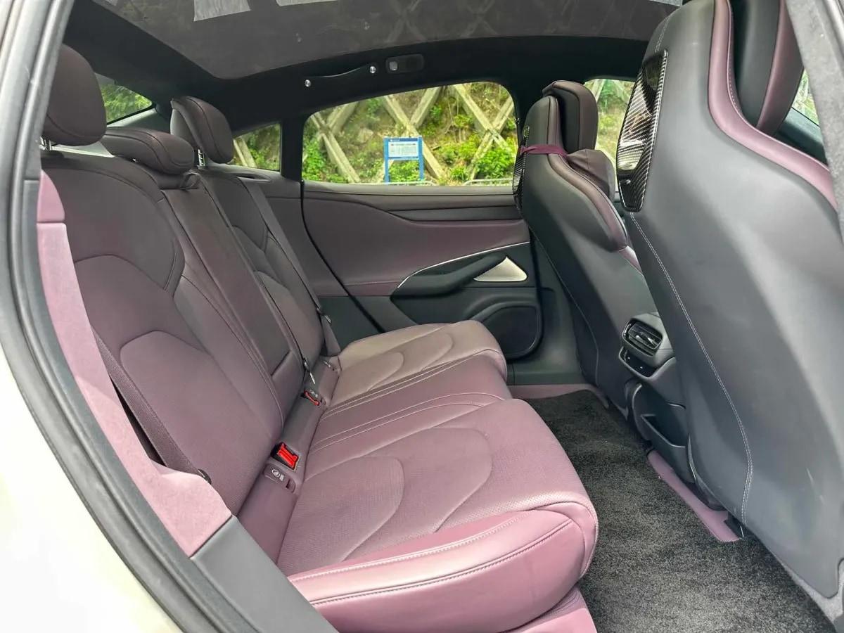 2024 Xiaomi SU7 BEV 101KWH image 6