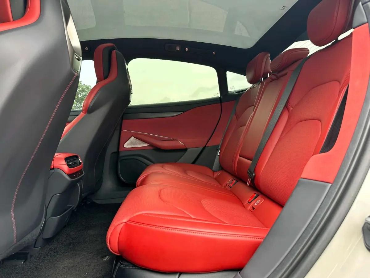 2024 Xiaomi SU7 BEV 94.3KWH image 6