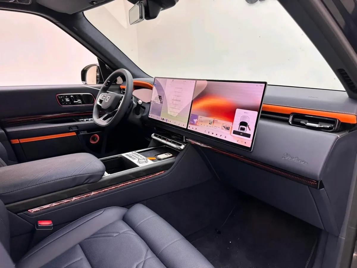 2025 Zeekr 9X 2.0T 279HP L4 1DHT PHEV image 6