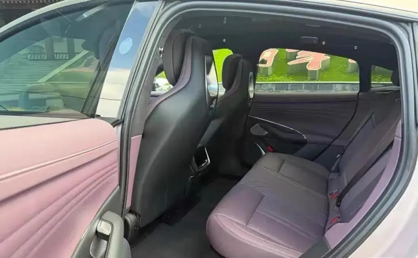 2026 Xiaomi SU7 BEV 73KWH 720km image 6