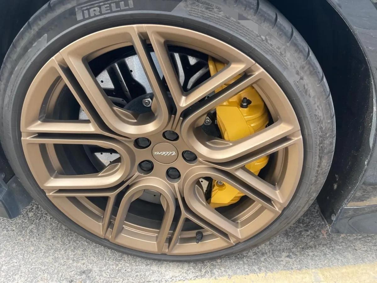 2025 Xiaomi SU7 Ultra BEV 93.7KWH 630km image 6
