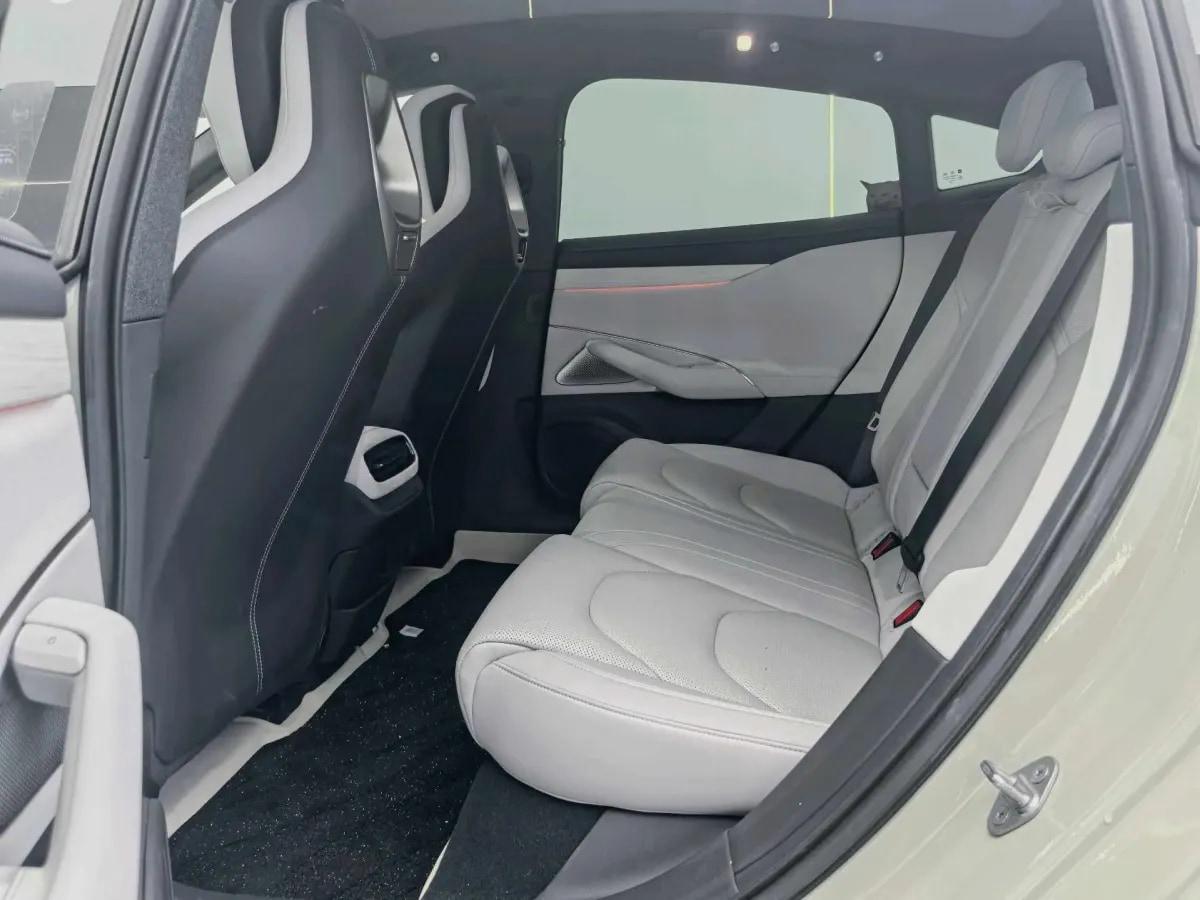 2024 Xiaomi SU7 BEV 73.6KWH 700km image 6