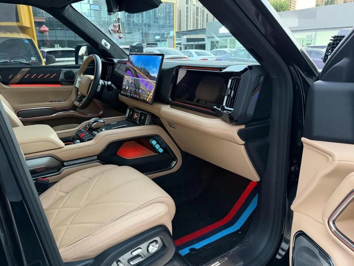 2025 FangChengBao Bao 8 2.0T 245HP L4 E-CVT PHEV 36.8KWH image 6
