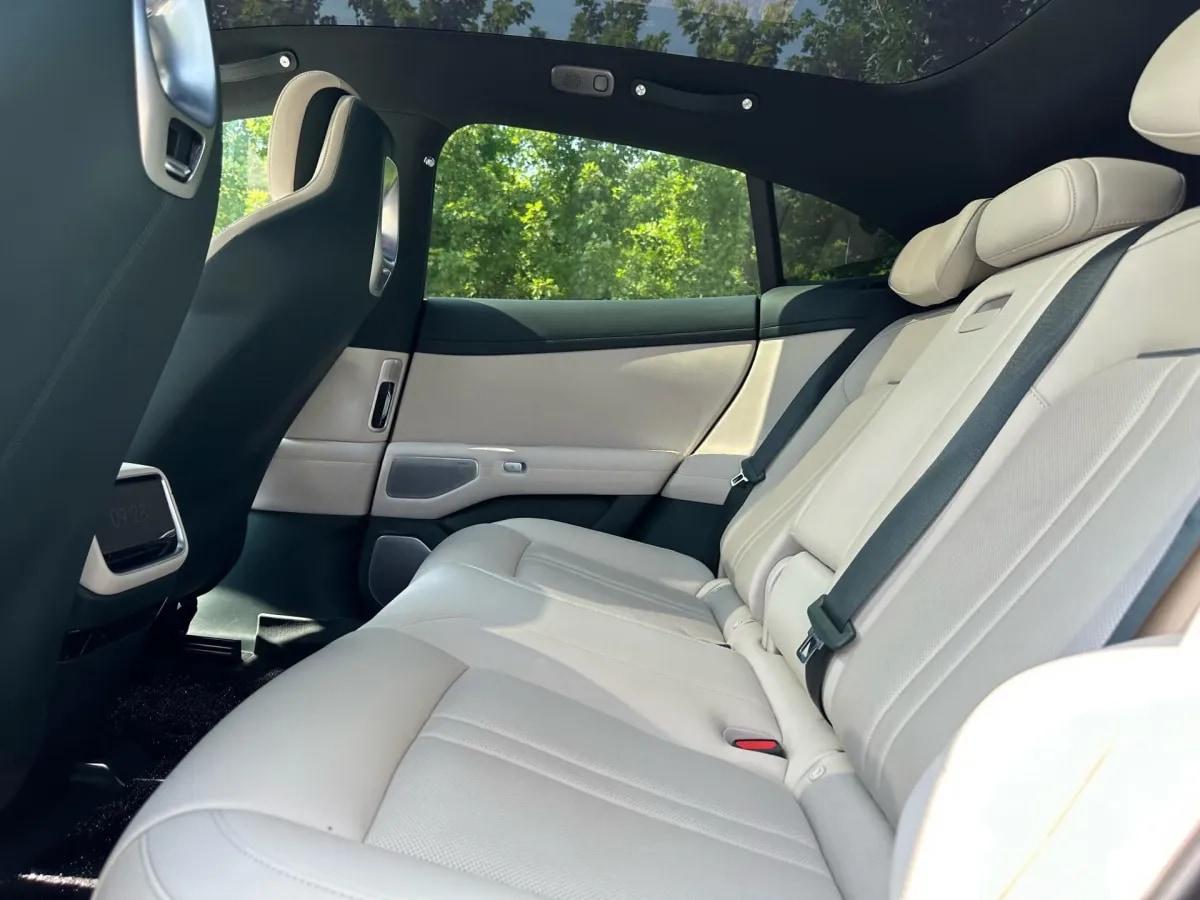 2025 Xiaomi YU7 BEV 96.3KWH image 6