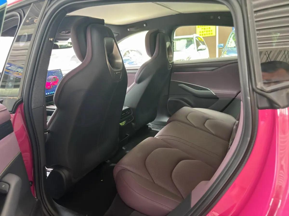 2024 Xiaomi SU7 BEV 73.6KWH image 6