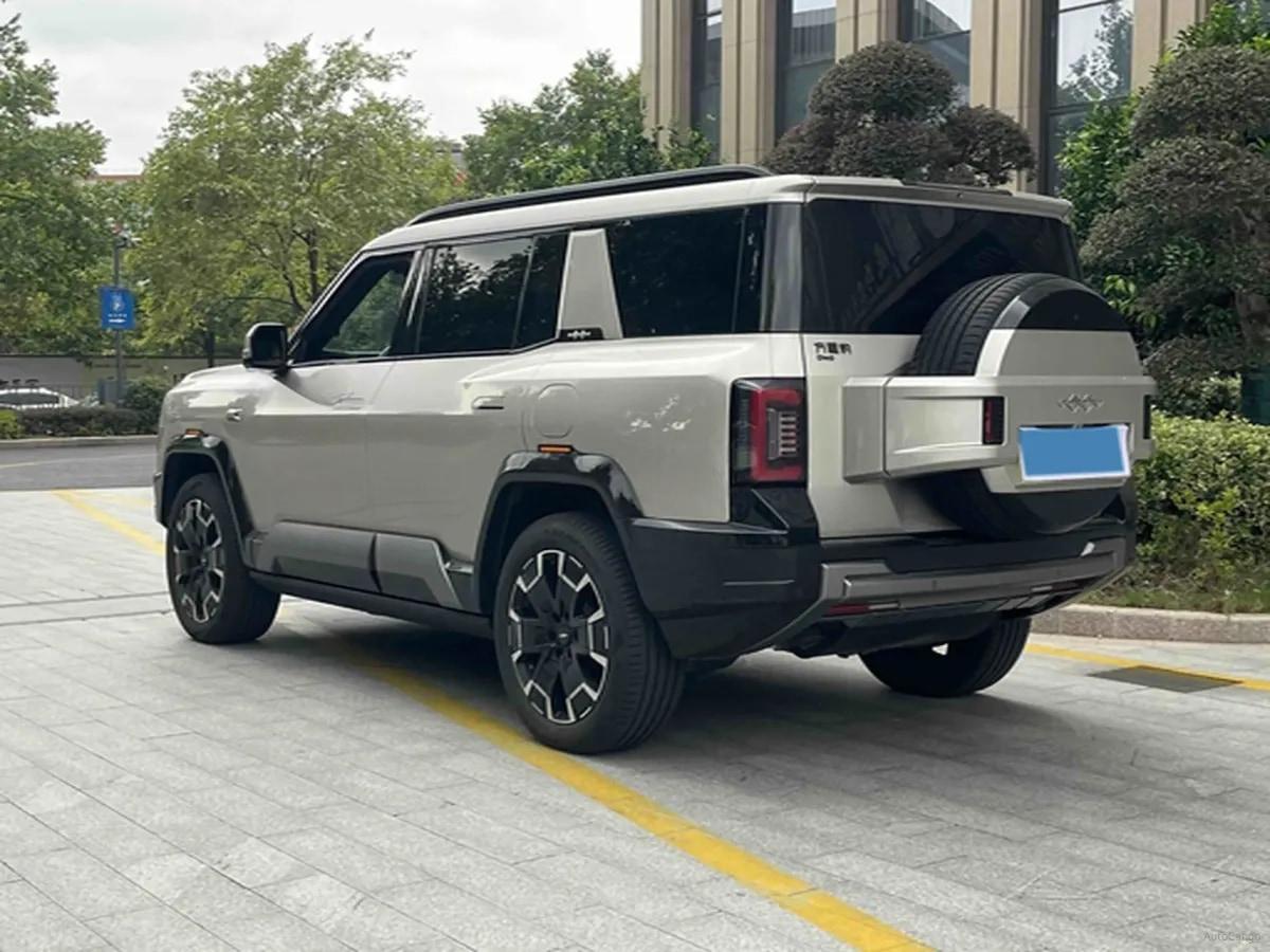2025 Fang Cheng Bao Bao 8 2.0T 245HP L4 E-CVT PHEV 36.8KWH image 6