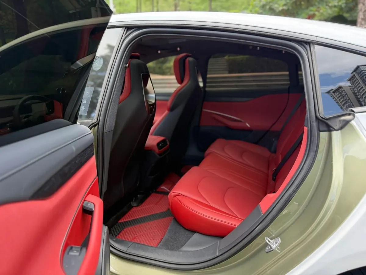 2024 Xiaomi SU7 BEV 94.3KWH image 6