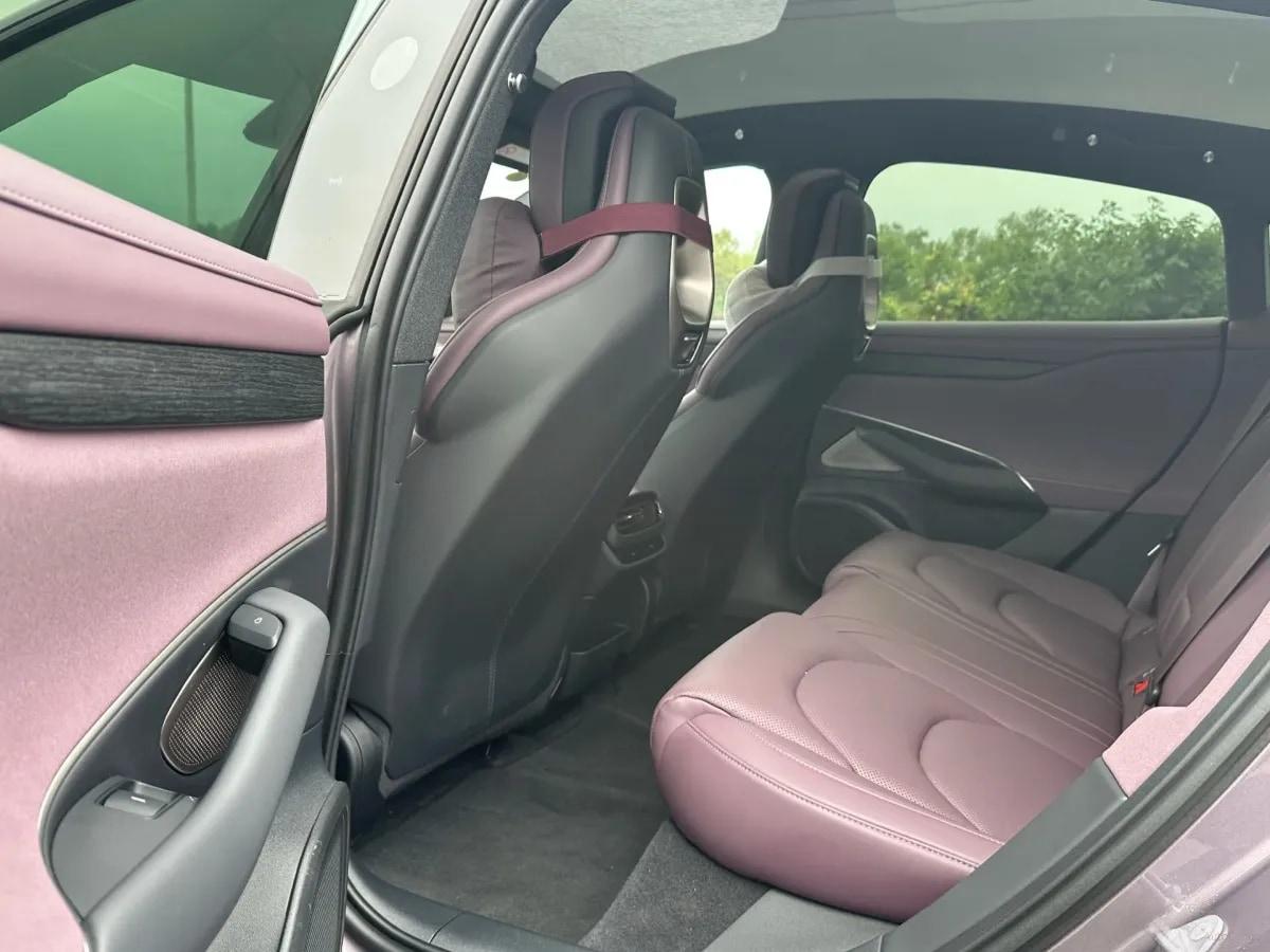 2024 Xiaomi SU7 BEV 73.6KWH 700km image 6