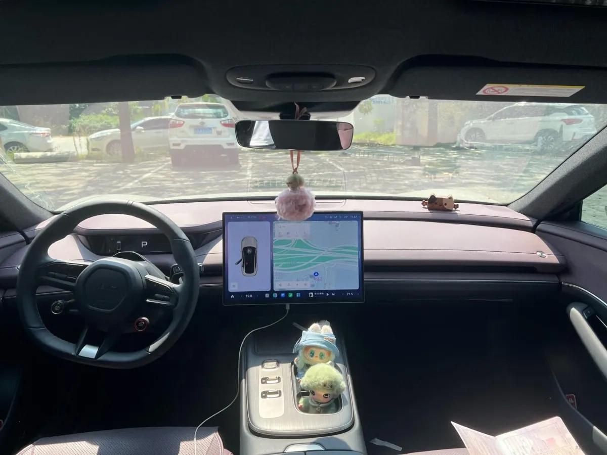 2024 Xiaomi SU7 BEV 73.6KWH 700km image 6