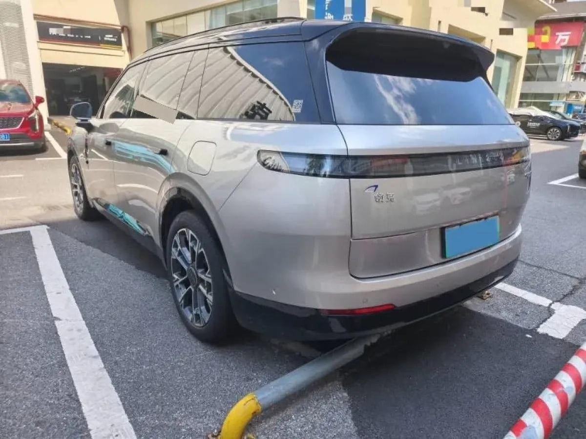 2025 LYNK&CO 900 2.0T 254HP L4 3DHT PHEV 52.38KWH 280km image 6