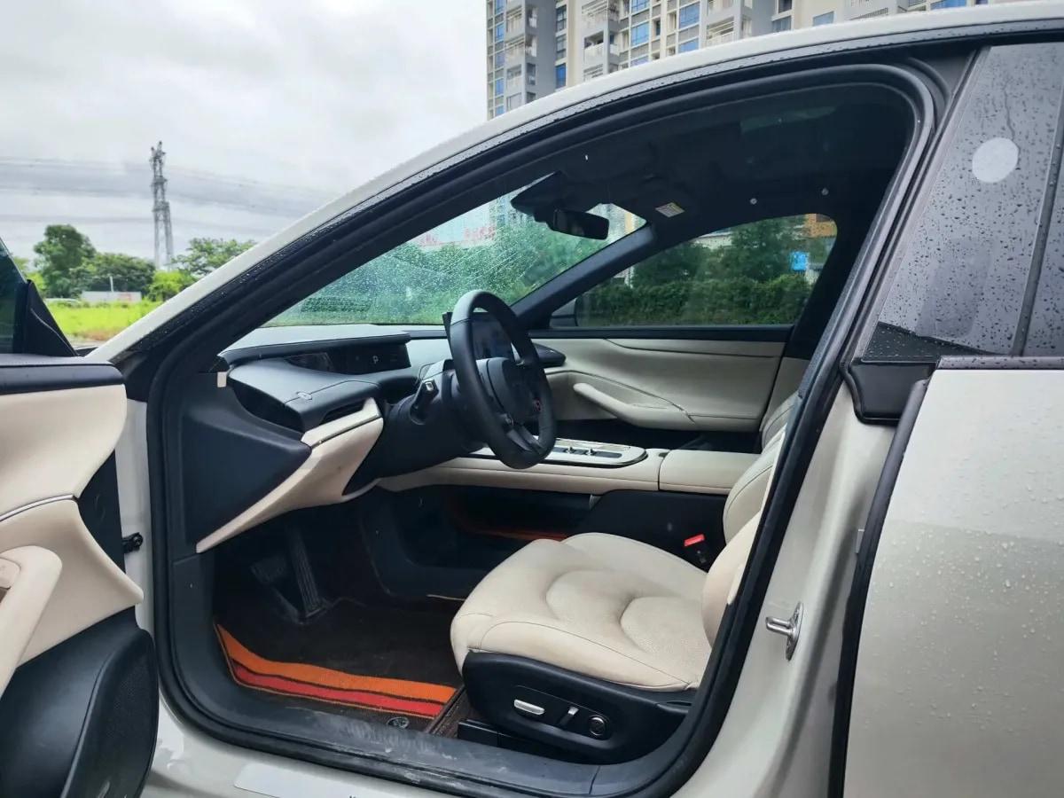 2024 Xiaomi SU7 BEV 73.6KWH image 6