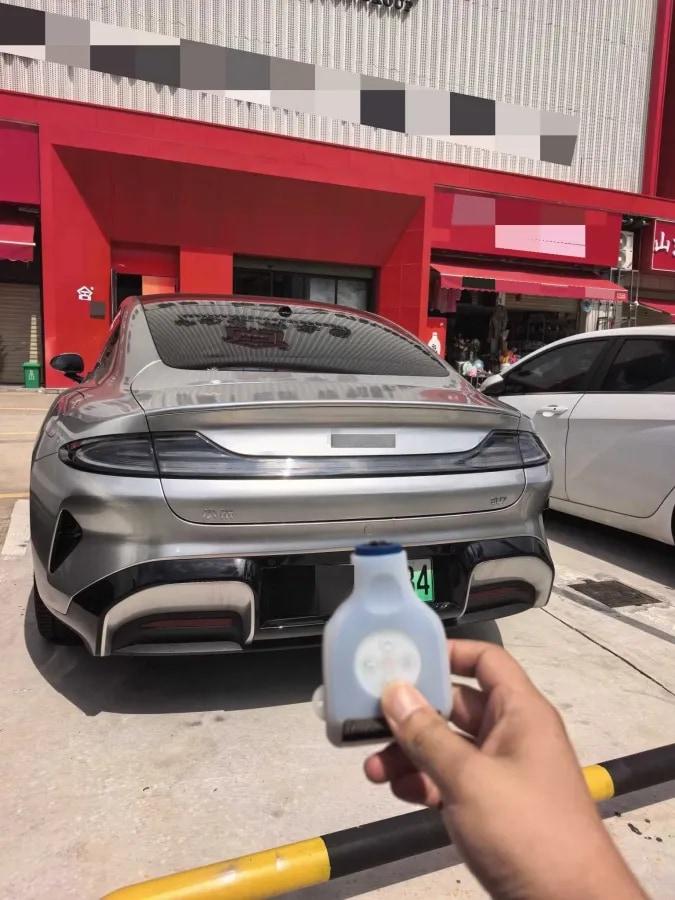 2024 Xiaomi SU7 BEV 73.6KWH image 6